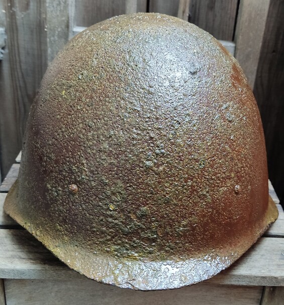 Soviet helmet SSh40 / from Karelia