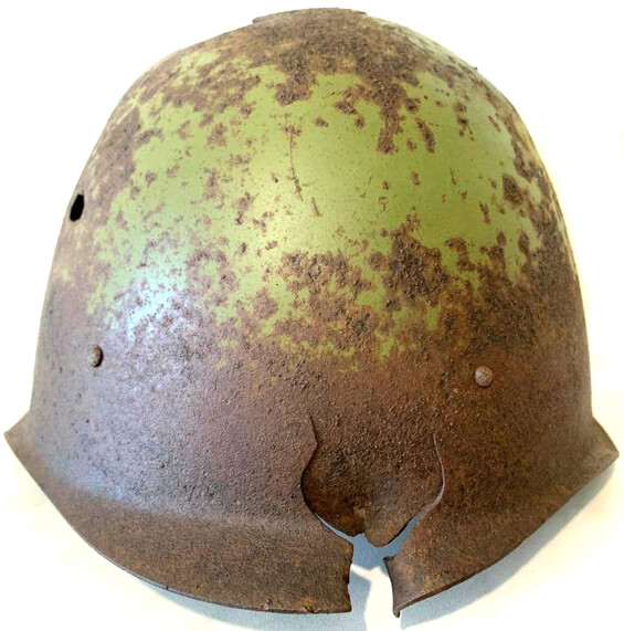 Soviet helmet SSh40 / from Novgorod