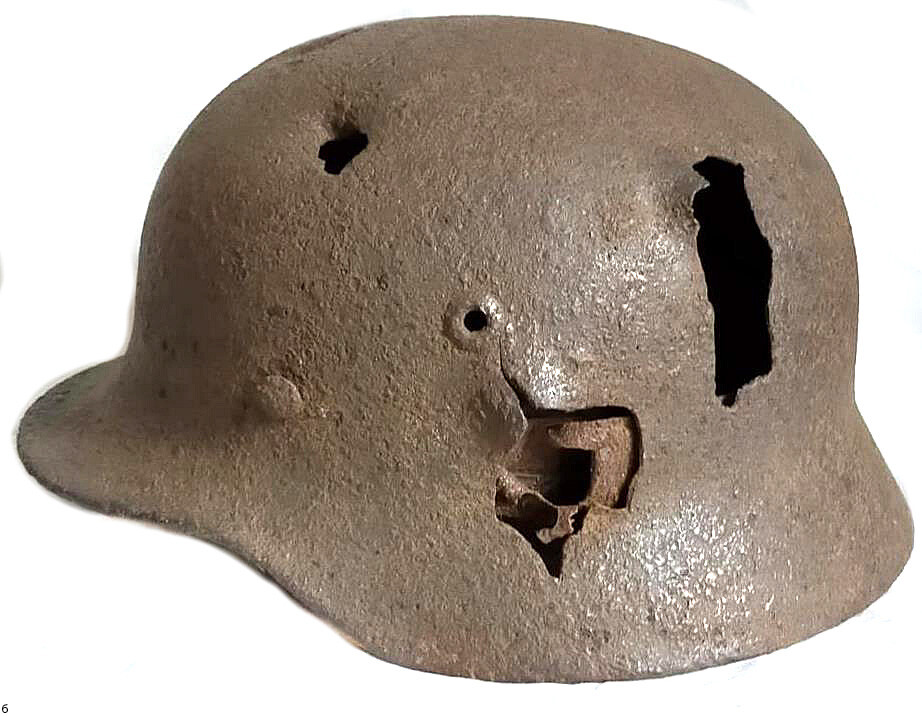 German helmet M40 / from Stalingrad