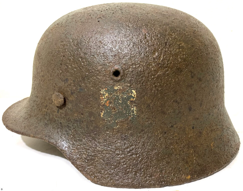 German helmet M40 / from Stalingrad