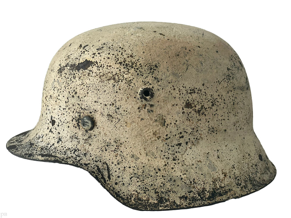 Winter camo helmet M42 / from Pskov