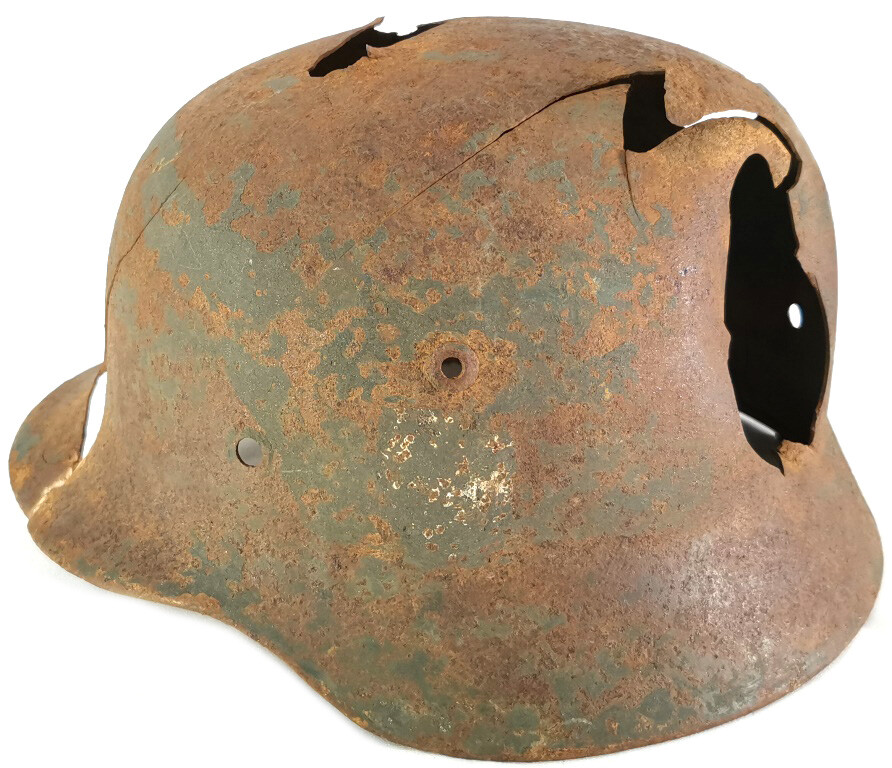 German helmet M35 / from Stalingrad