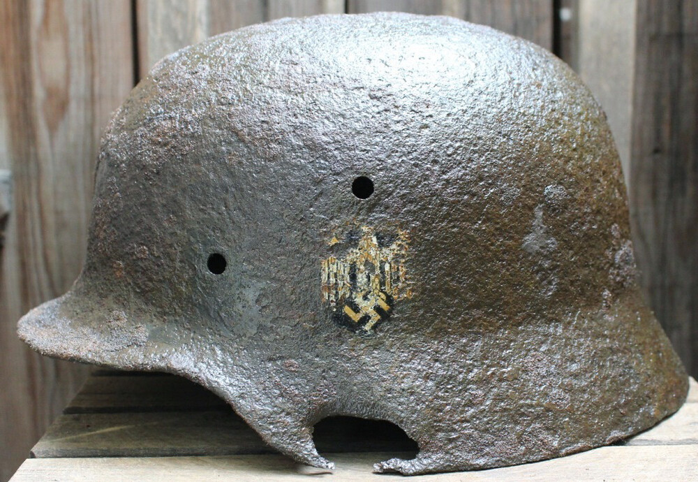 Wehrmacht helmet M35 DD / from Vyazma