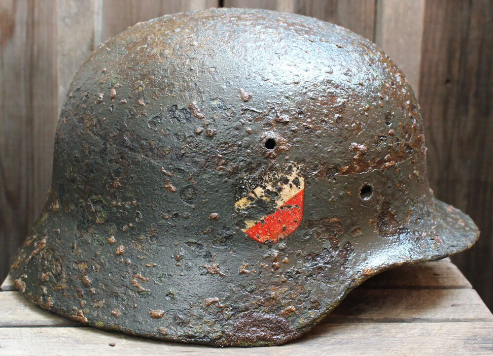 Wehrmacht helmet M35 DD / from Novgorod