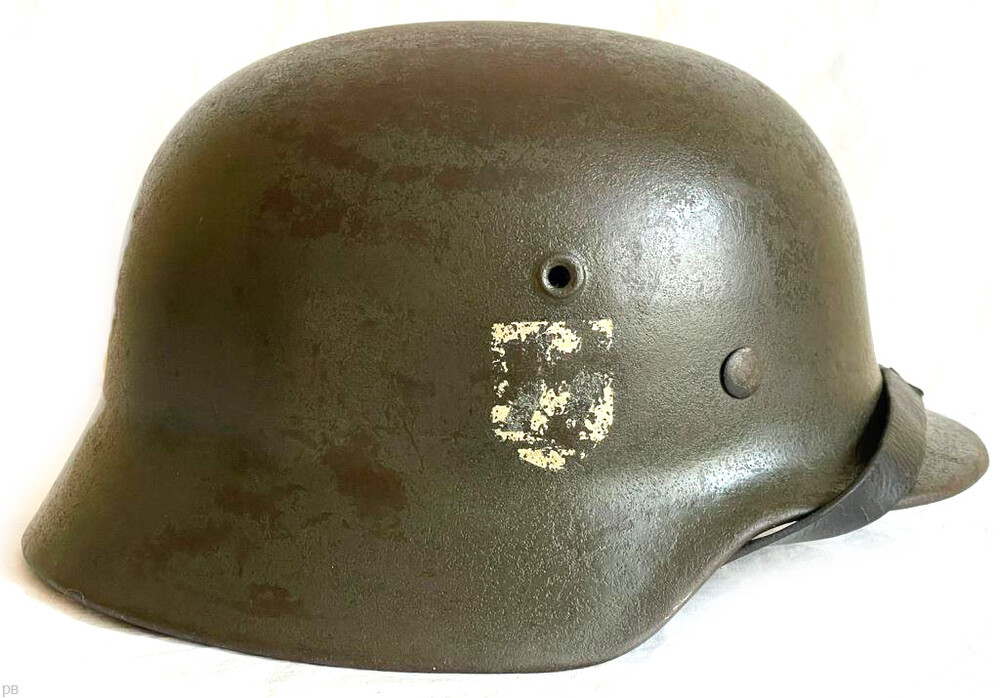 Waffen SS helmet M40 / from Ukraine