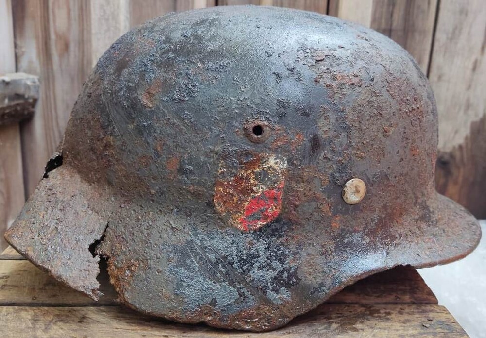 German helmet M35 DD / from Stalingrad