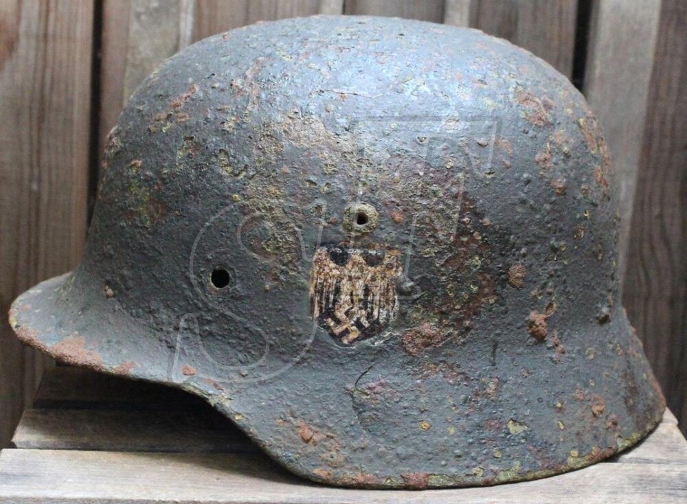 Wehrmacht helmet М35 / from Novgorod