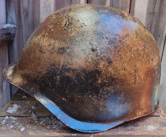 Soviet helmet SSh39 / from Karelia
