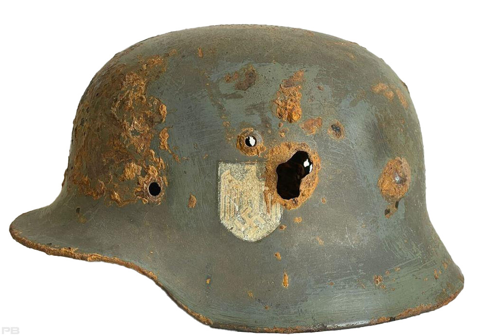 Wehrmacht helmet M35 DD / from Pskov
