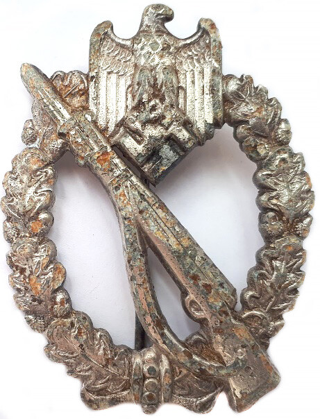 Infantry Assault Badge / from Belarus