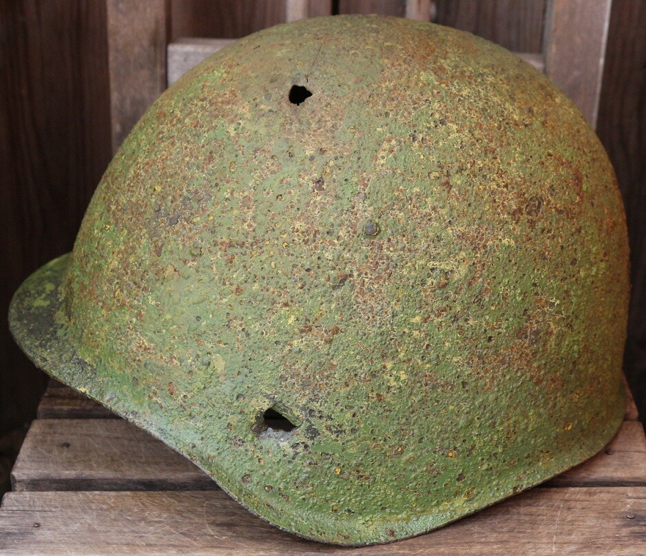 Soviet helmet SSh39 / from Stalingrad