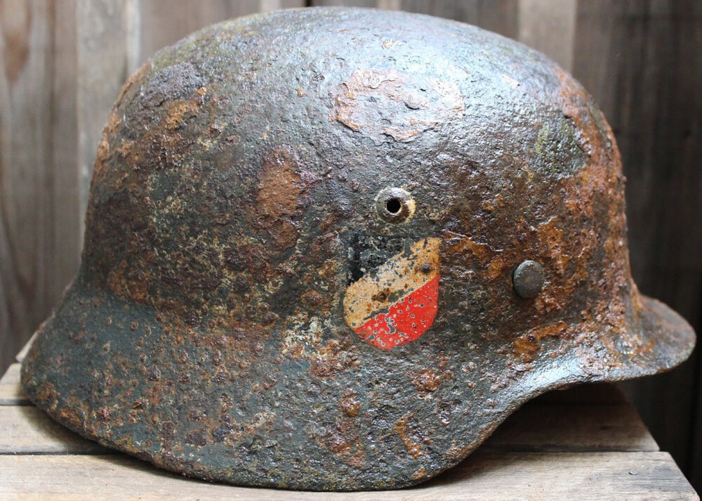 Wehrmacht helmet M35 DD / from Smolensk