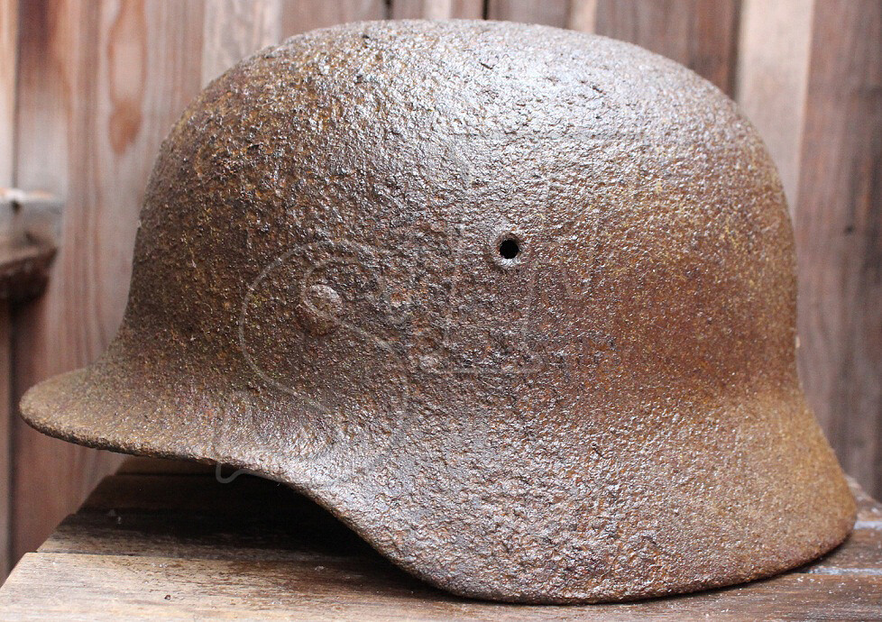 German helmet M40 / from Stalingrad