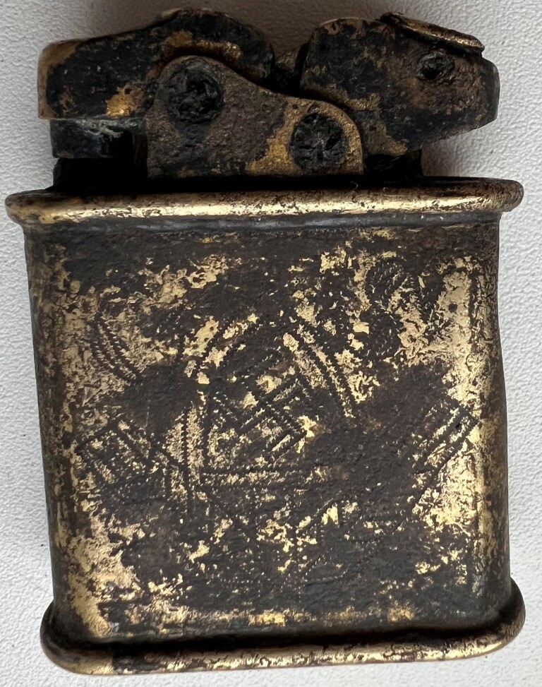 Lighter with the emblem of RAD
