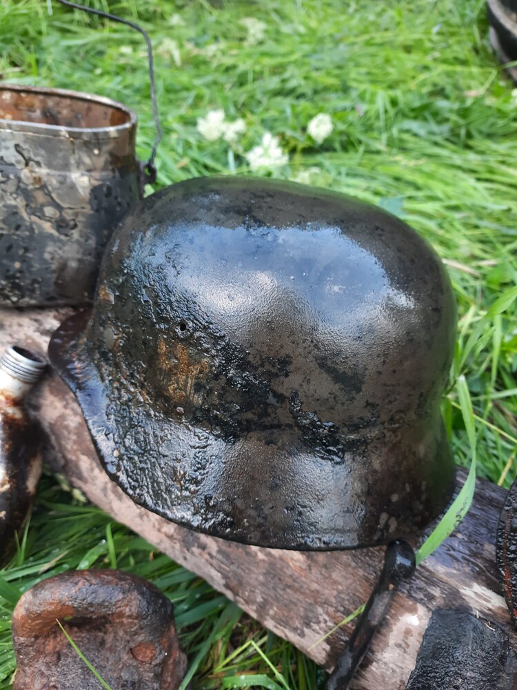 Wehrmacht helmet M40 / from Tver