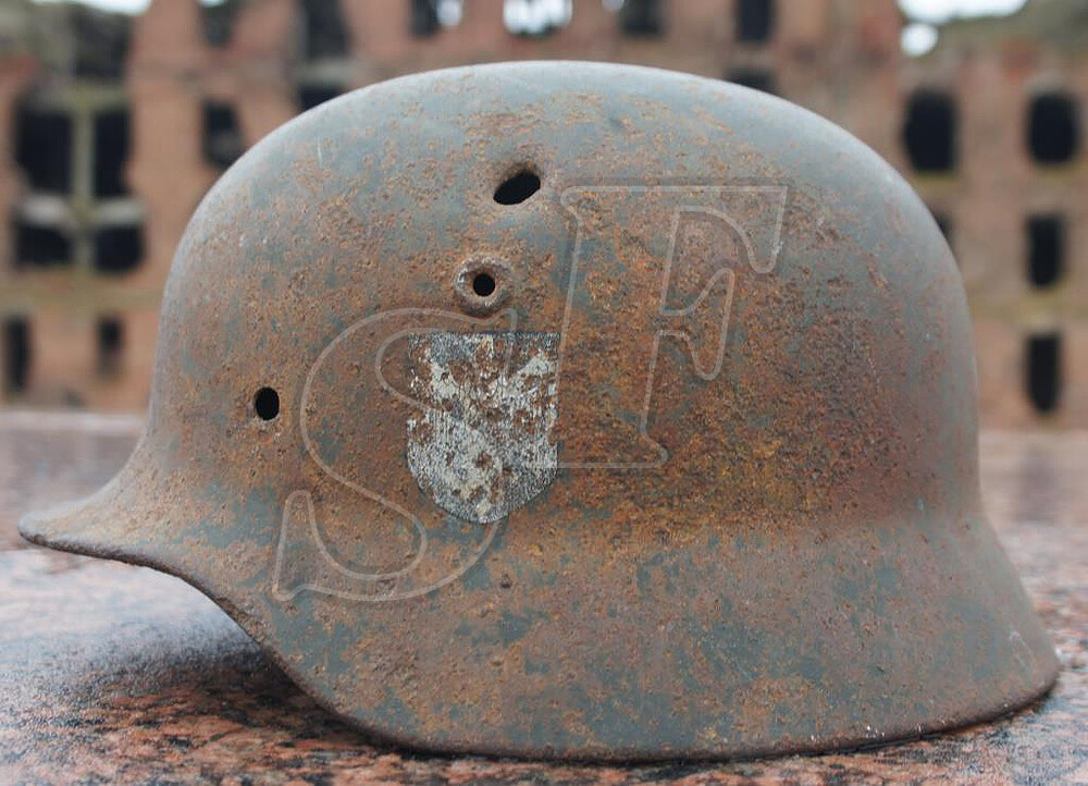 German helmet M40 / from Stalingrad