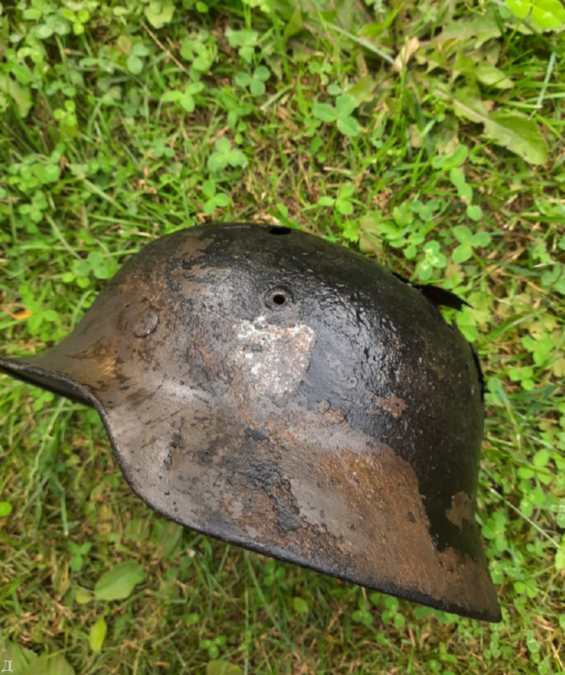 Wehrmacht helmet M40 / from Novgorod
