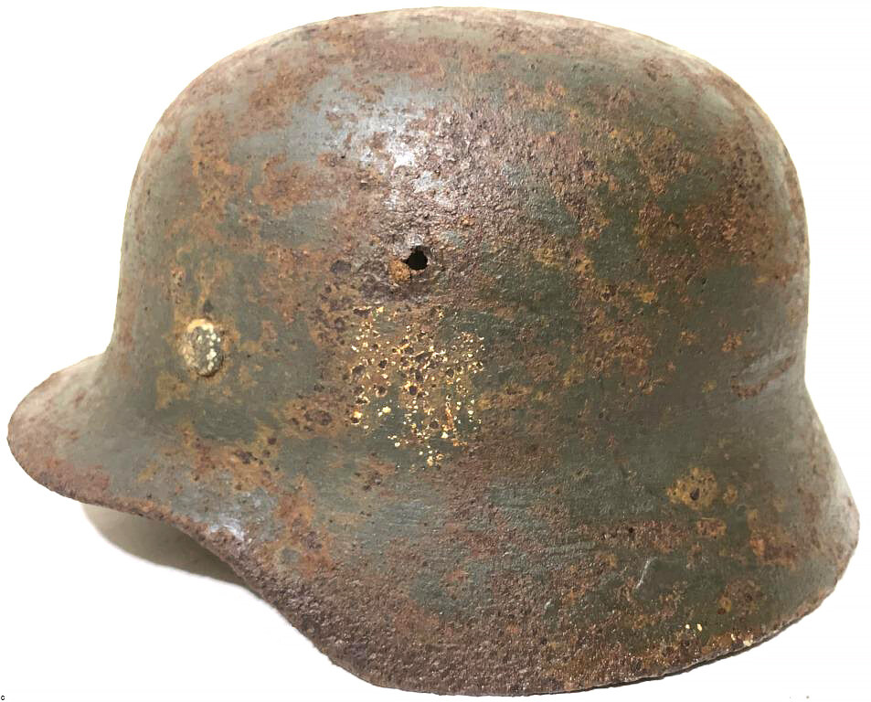 German helmet M40 / from Stalingrad