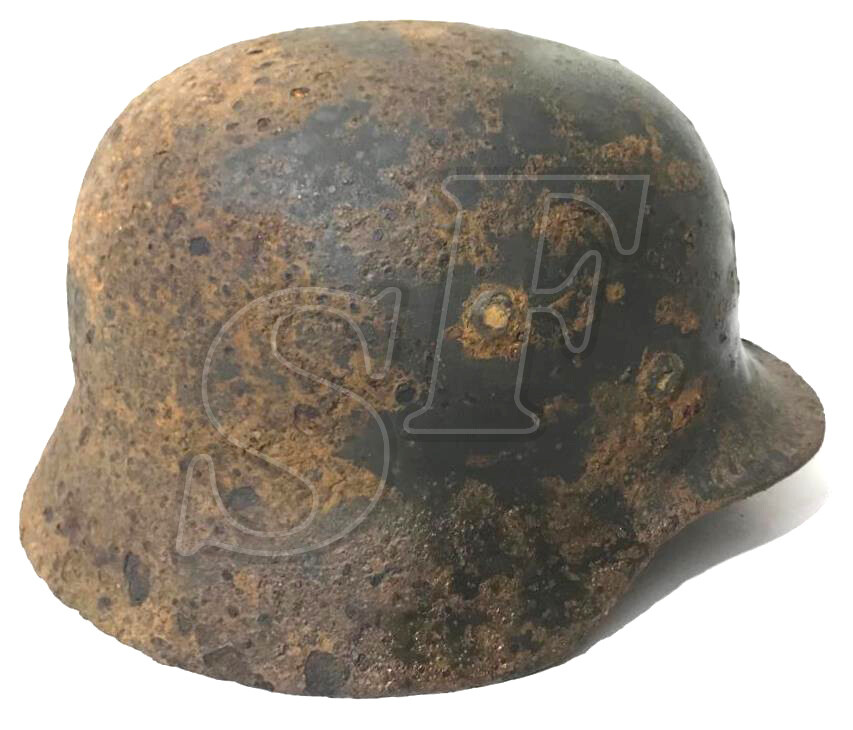 German helmet М35 / from Leningrad