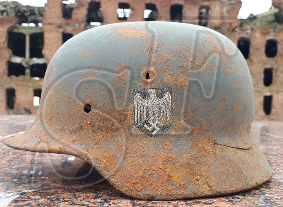 German helmet M40 / from Stalingrad