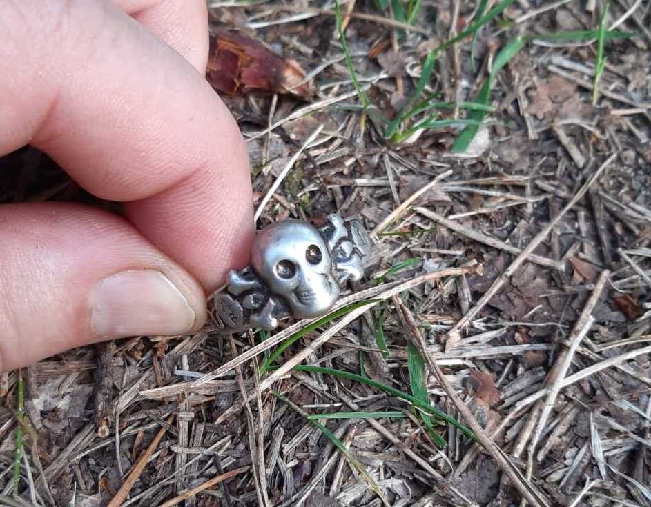 Silver skull ring / from Belarus