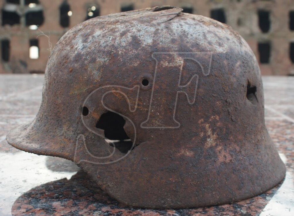 German helmet M40 / Stalingrad