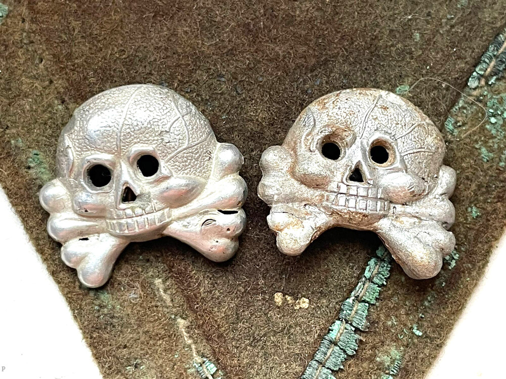 Panzer collar tab skulls / from Stalingrad