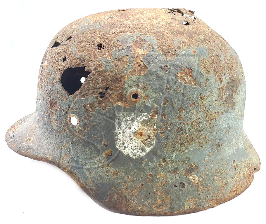 Wehrmacht helmet M35 / from Koenigsberg
