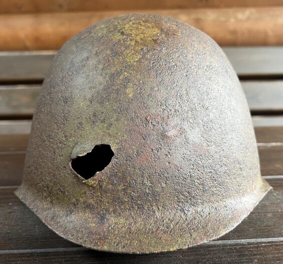 Soviet helmet SSh39 / from Stalingrad