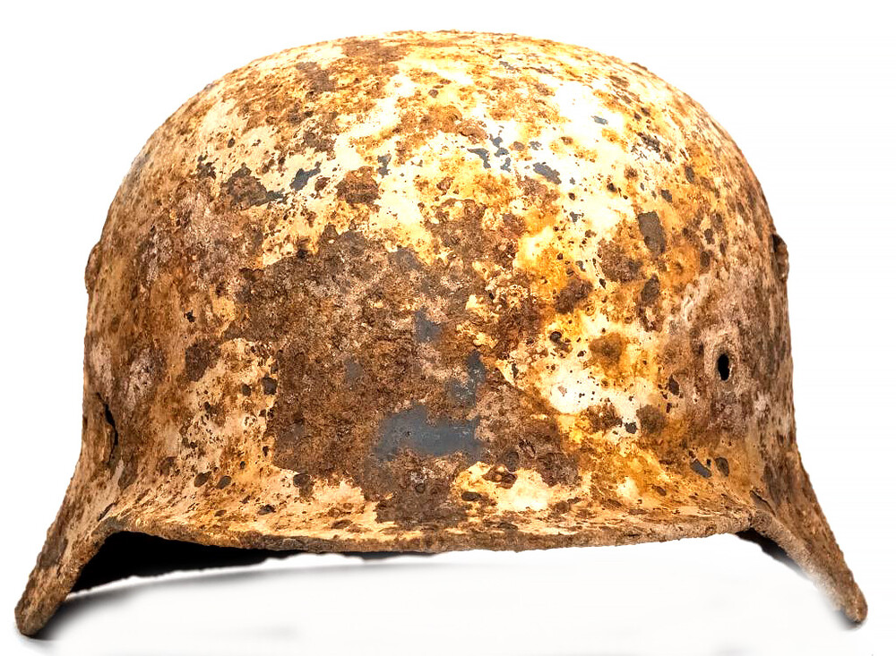 German helmet M35 / from Leningrad
