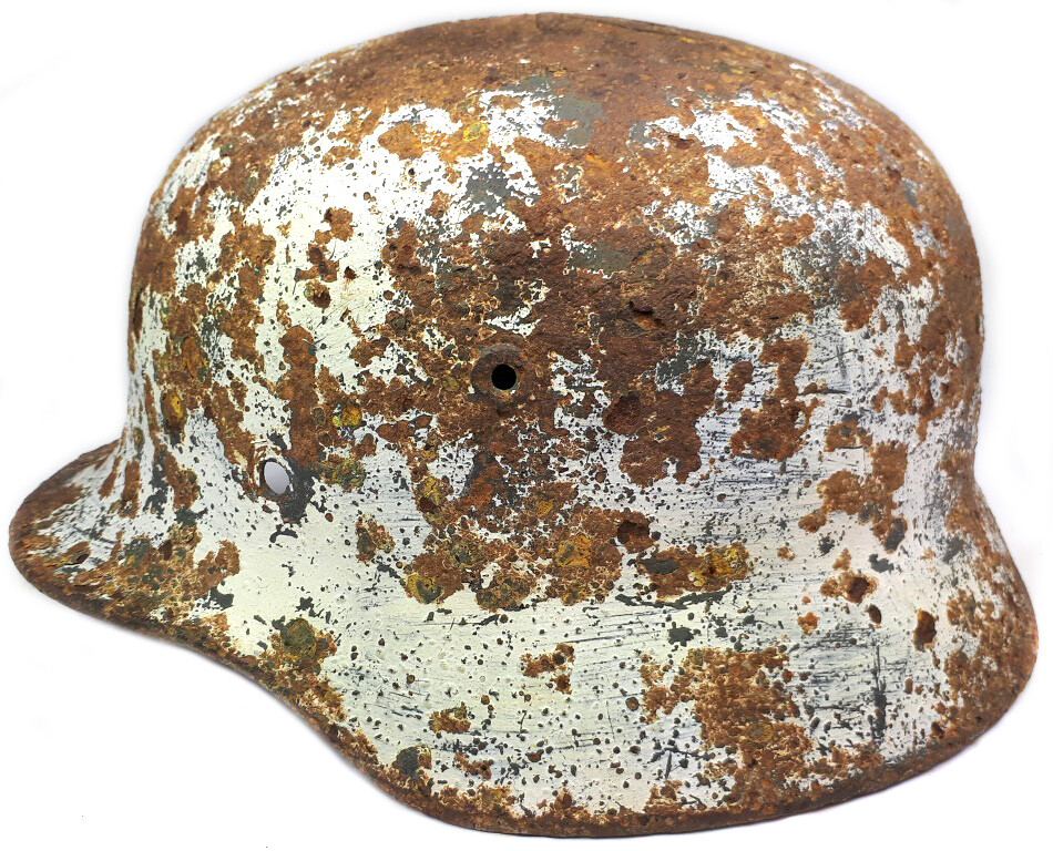 Winter camo helmet M40 / from Stalingrad
