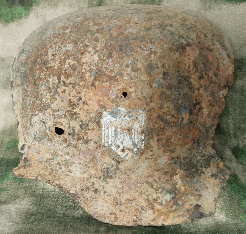 Wehrmacht helmet M35