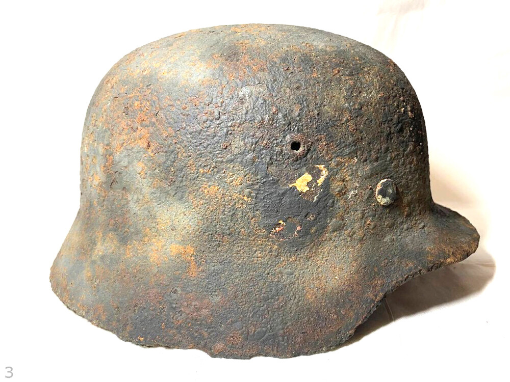 German helmet M35 DD / from Leningrad