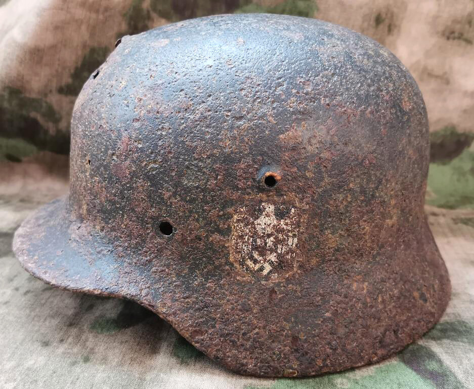 Wehrmacht helmet M40 / from Belgorod
