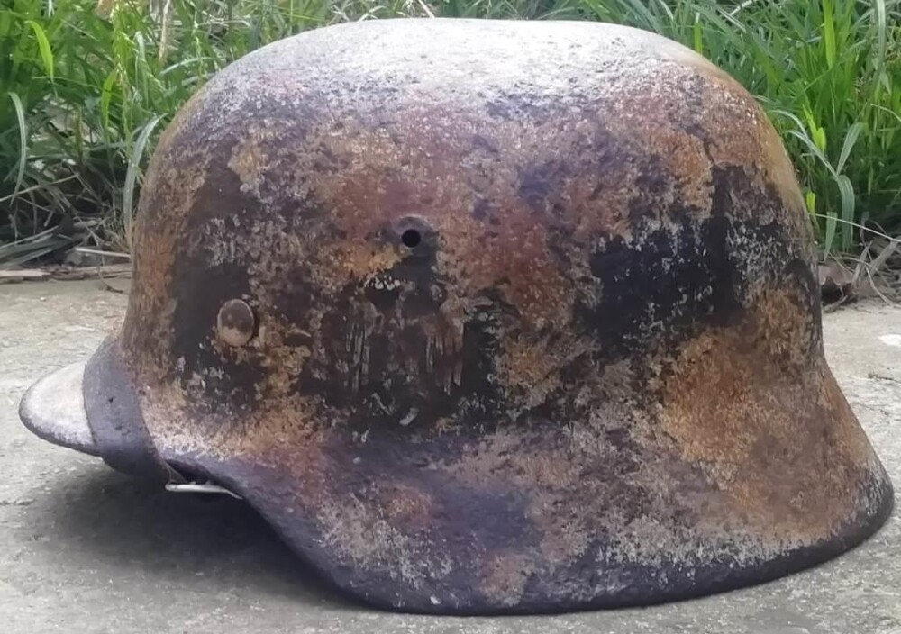 German helmet M40