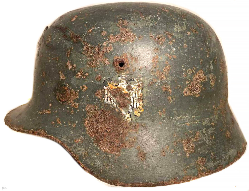 Wehrmacht helmet M35 DD / from Belgorod