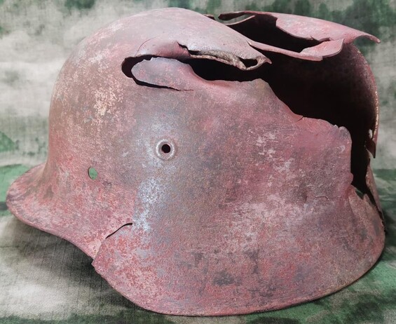 German helmet M40