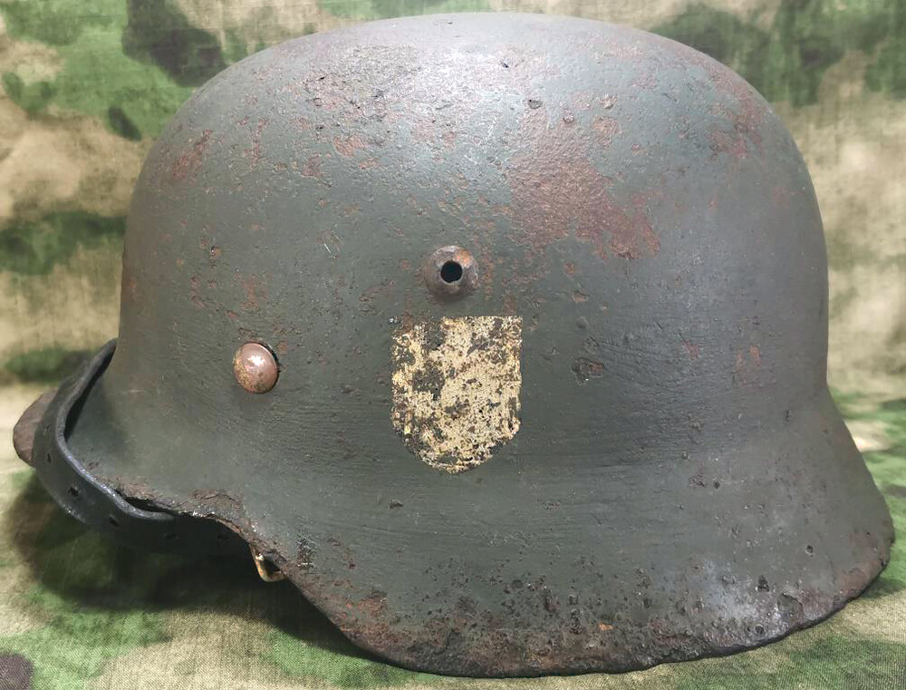 Wehrmacht helmet M35 DD / from Stalingrad