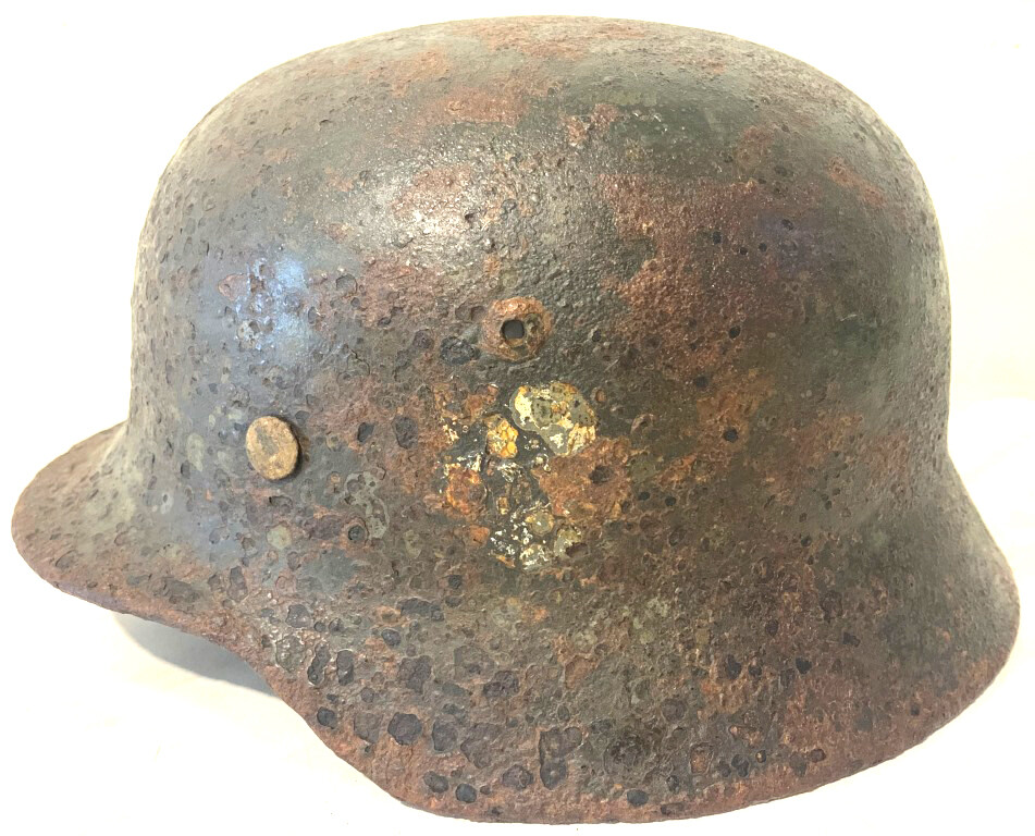 German helmet M35 / from Stalingrad