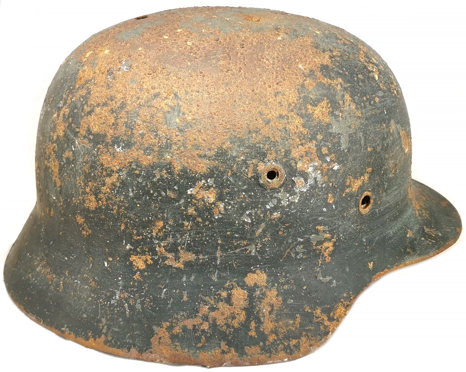 German helmet M40 / from Orel