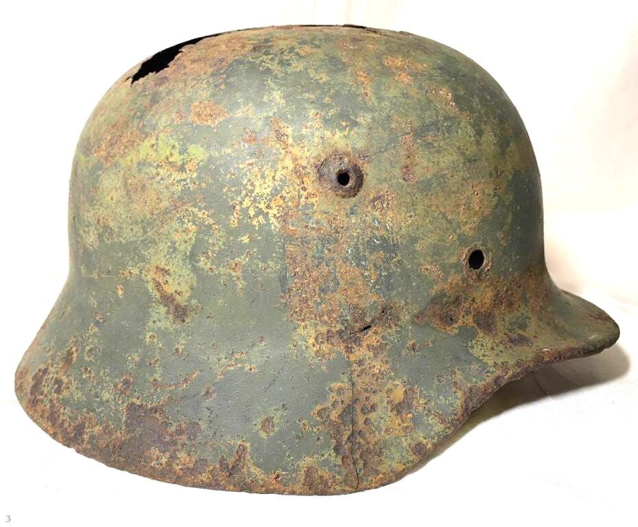 Wehrmacht helmet M35 DD / from Stalingrad