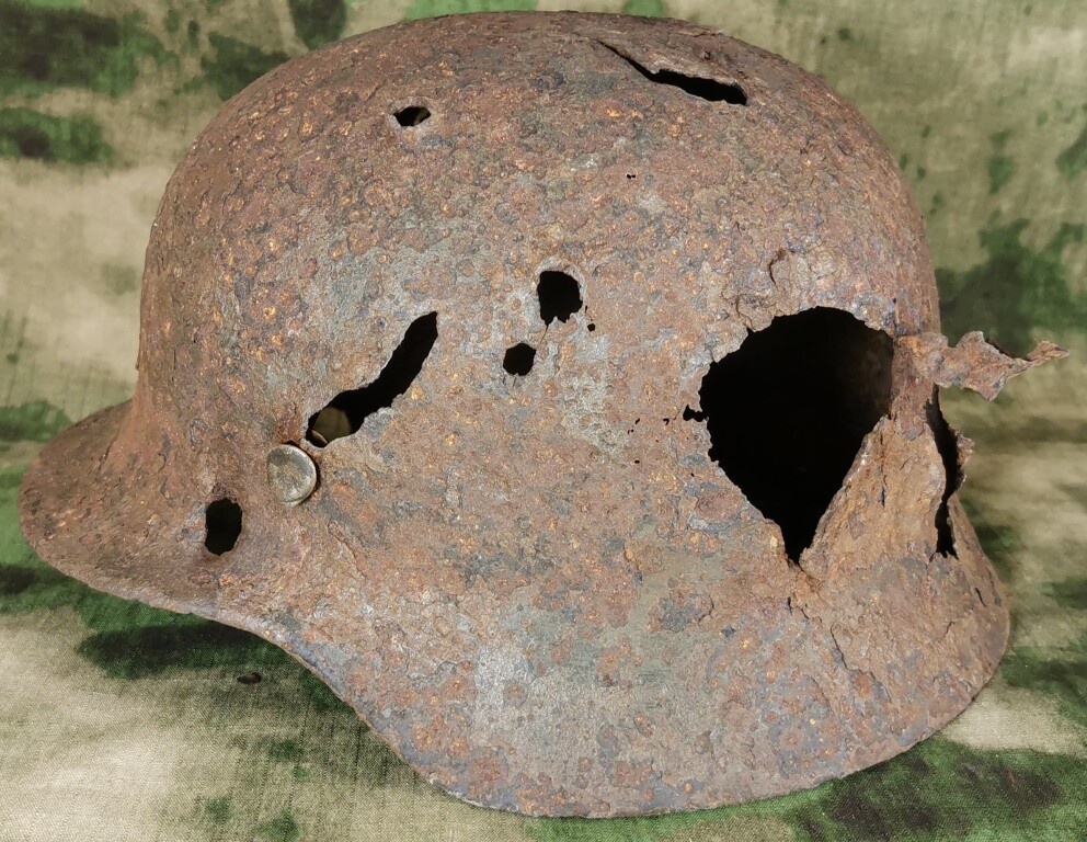 German helmet M35 / from Staraya Russa