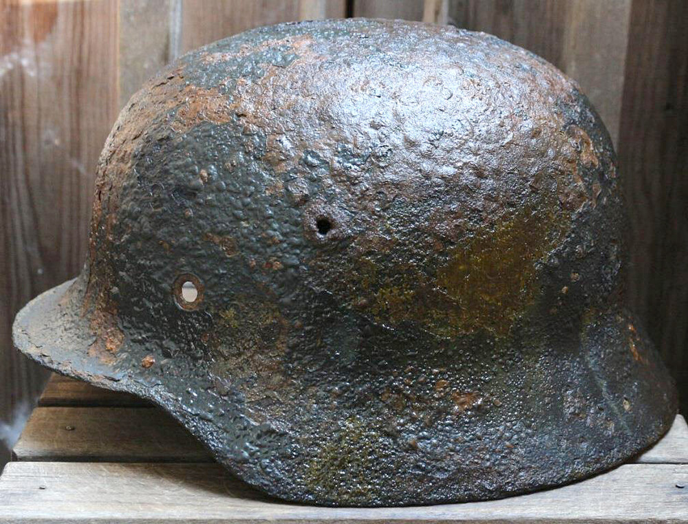 German helmet M35 / from Kaluga