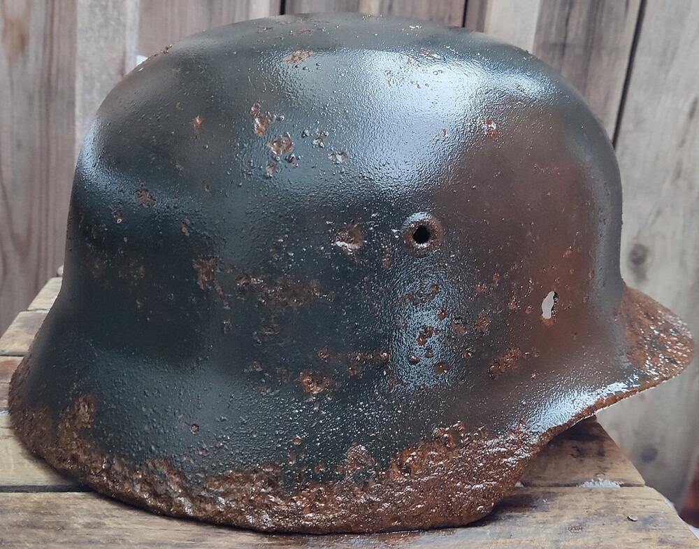 German helmet M40 / from Novgorod