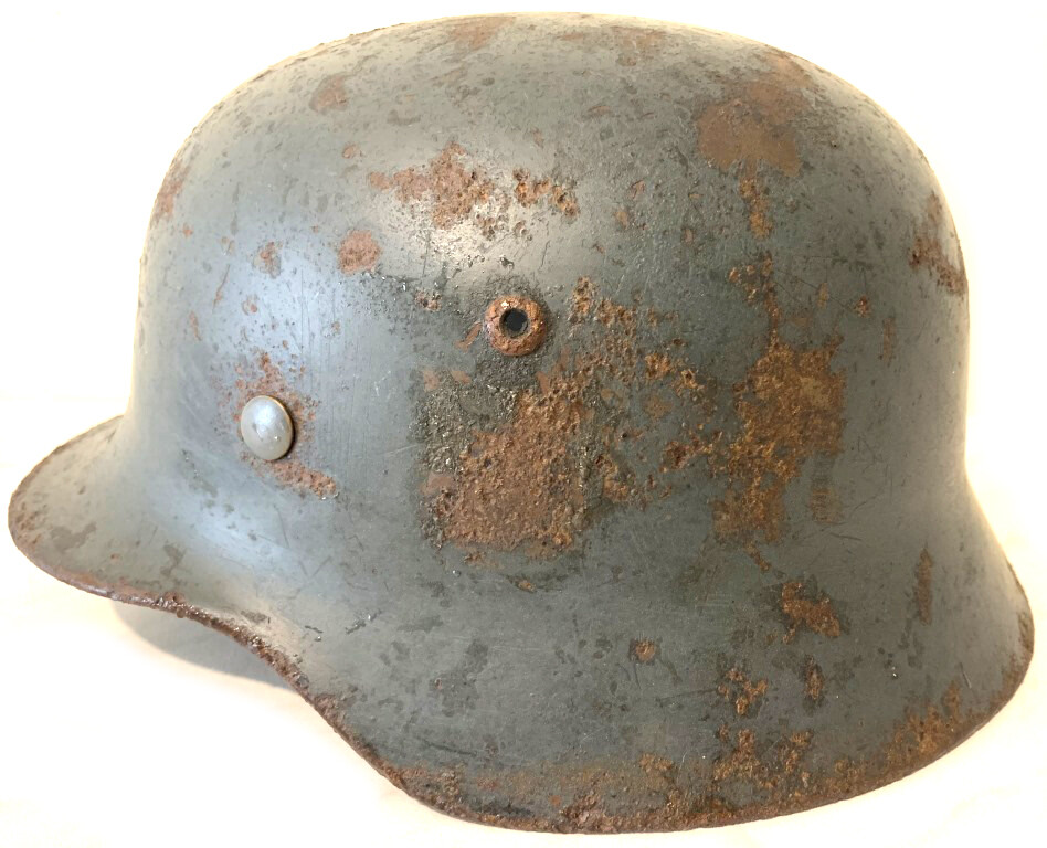 German helmet M35 / from Stalingrad