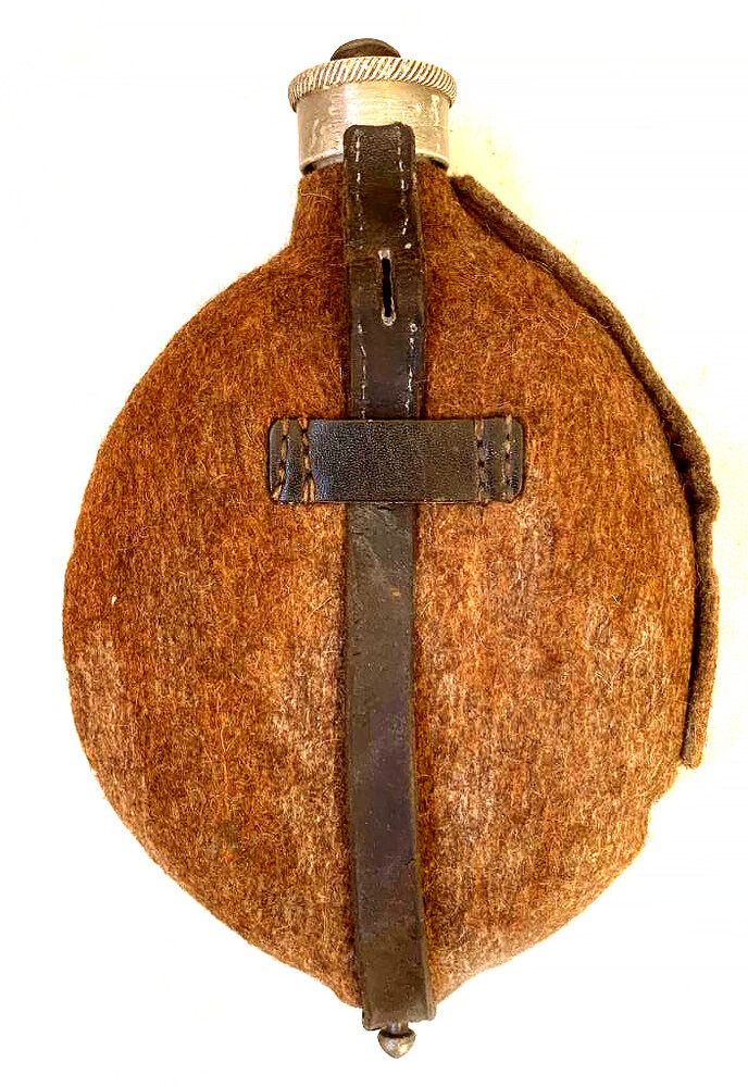 German flask / from Veliky Novgorod