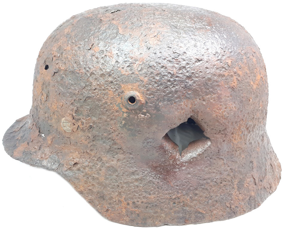 German helmet M35 / from Stalingrad