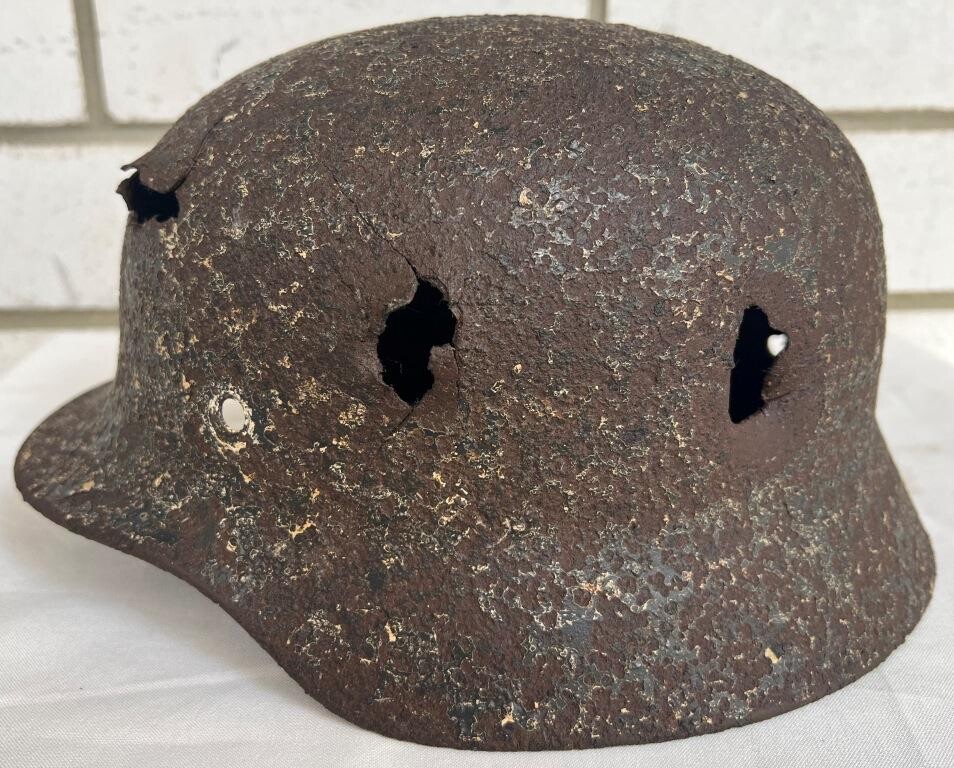 German helmet M40 / from Stalingrad