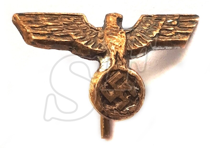 Eagle from ribbon
