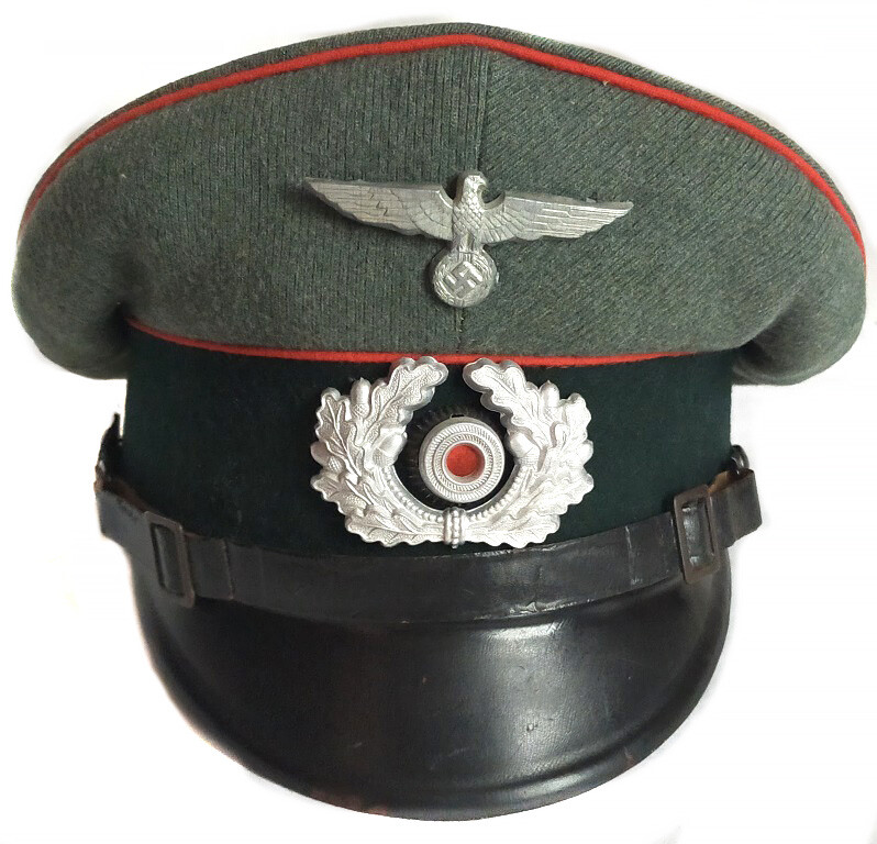 Cap of the Wehrmacht artilleryman officer